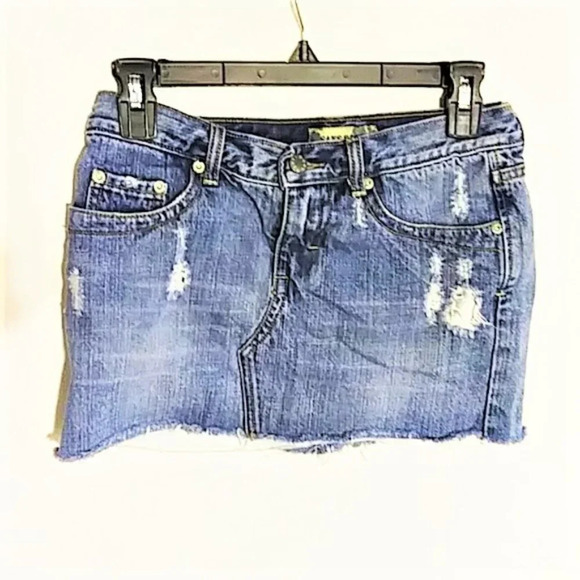 Sans Souci Distressed Jean Skirt - Picture 1 of 4